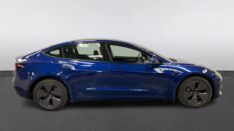 TESLA MODEL 3 RWD Auto