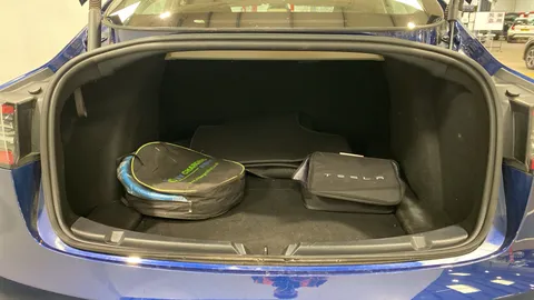TESLA MODEL 3 RWD Auto