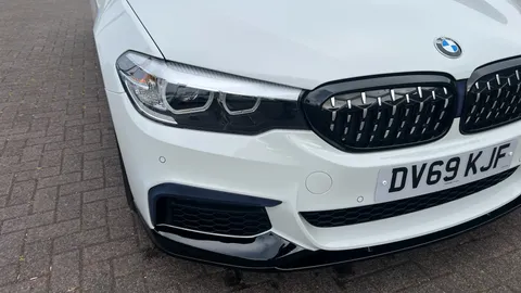 BMW 5 Series 530d xDrive M Sport Auto [Plus Pack]