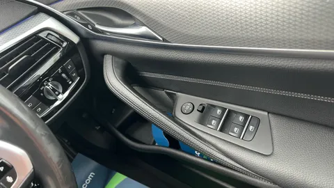 BMW 5 Series 530d xDrive M Sport Auto [Plus Pack]