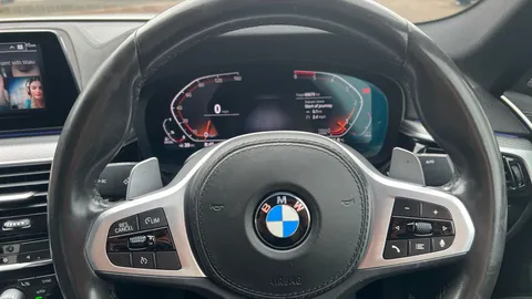 BMW 5 Series 530d xDrive M Sport Auto [Plus Pack]