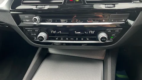 BMW 5 Series 530d xDrive M Sport Auto [Plus Pack]