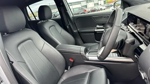 MERCEDES-BENZ EQA EQA 250+ 140kW Sport Night Ed 70.5kWh Auto