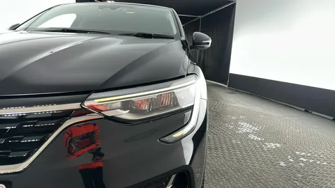 Renault Arkana 1.6 E-TECH Hybrid 145 Iconic 5dr Auto