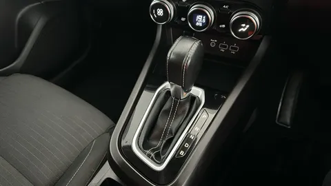 Renault Arkana 1.6 E-TECH Hybrid 145 Iconic 5dr Auto