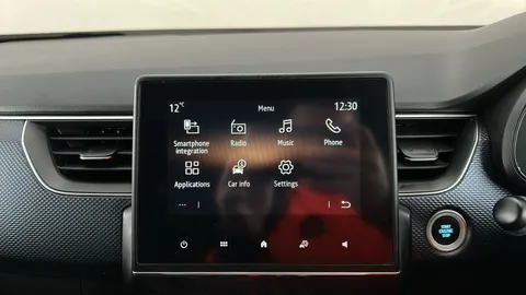 Renault Arkana 1.6 E-TECH Hybrid 145 Iconic 5dr Auto