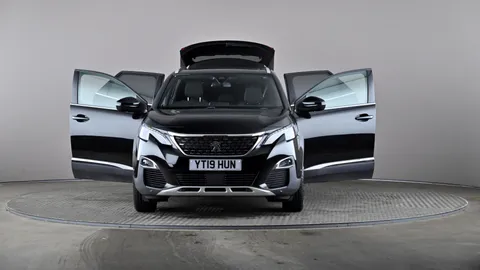 PEUGEOT 3008 1.5 BlueHDi GT Line Premium