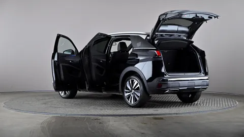 PEUGEOT 3008 1.5 BlueHDi GT Line Premium