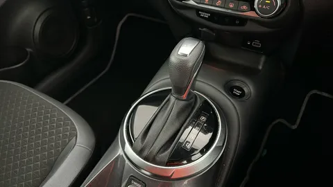 Nissan Juke 1.6 Hybrid N-Connecta Auto