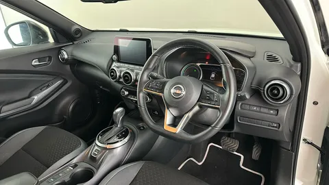 Nissan Juke 1.6 Hybrid N-Connecta Auto
