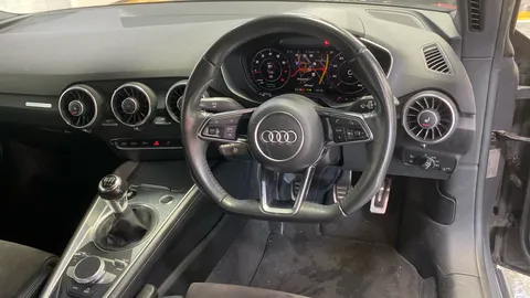 AUDI TT 45 TFSI Sport