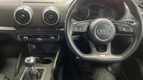 Audi A3 1.5 TFSI Black Edition