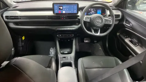 Jeep Avenger 115kW Summit 54kWh 5dr Auto