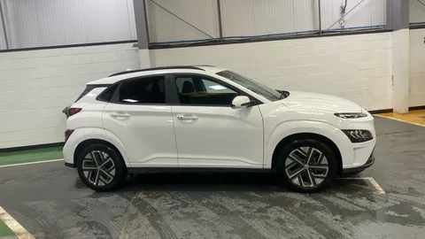 Hyundai Kona 100kW Premium 39kWh 5dr Auto