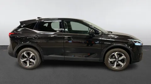 Nissan Qashqai 1.3 DiG-T MH N-Connecta 5dr
