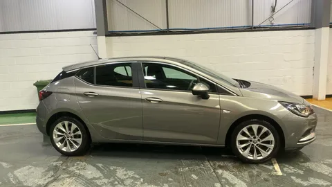 VAUXHALL ASTRA 1.4i 16V Design