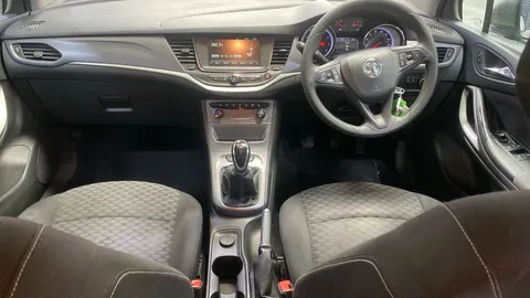VAUXHALL ASTRA 1.4i 16V Design