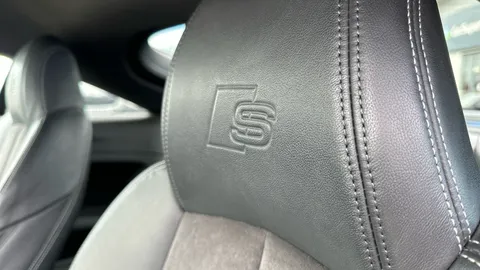 AUDI TT 2.0T FSI Quattro Black Edition S Tronic