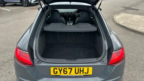 AUDI TT 2.0T FSI Quattro Black Edition S Tronic