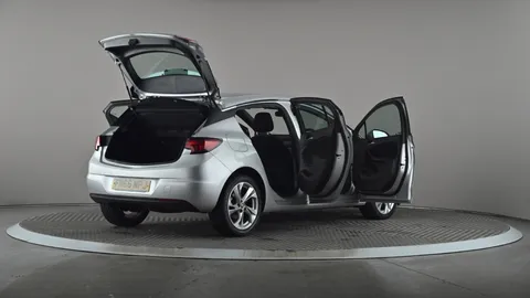 VAUXHALL ASTRA 1.6 CDTi 16V 136 SRi Nav