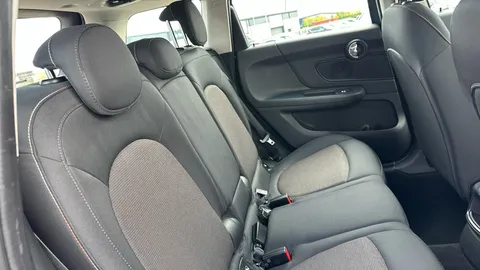 MINI COUNTRYMAN 1.5 Cooper Classic