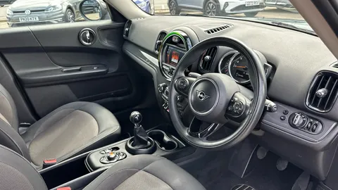 MINI COUNTRYMAN 1.5 Cooper Classic