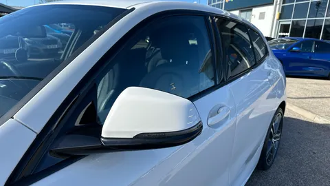 BMW 1 SERIES 118i [136] M Sport