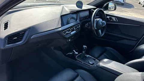 BMW 1 SERIES 118i [136] M Sport