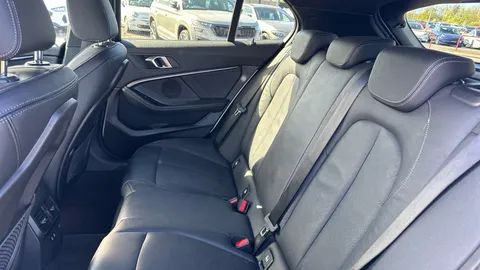 BMW 1 SERIES 118i [136] M Sport