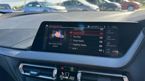 BMW 1 SERIES 118i [136] M Sport