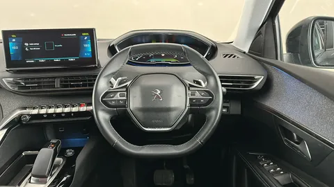 PEUGEOT 3008 1.6 Hybrid 225 Allure Premium e-EAT8