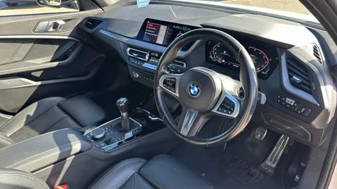 BMW 1 SERIES 118i [136] M Sport