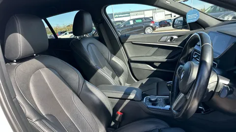 BMW 1 SERIES 118i [136] M Sport