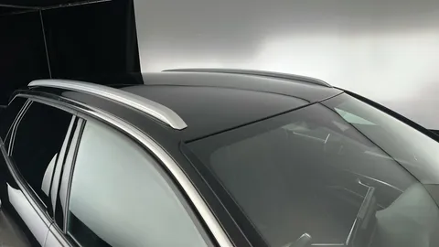 PEUGEOT 3008 1.6 Hybrid 225 Allure Premium e-EAT8