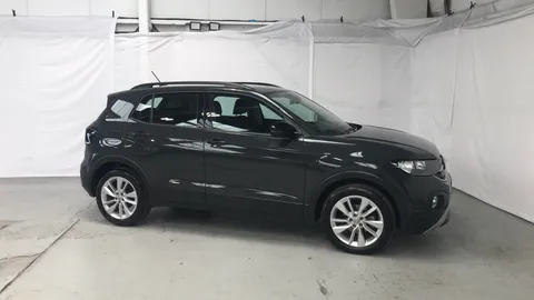VOLKSWAGEN T-CROSS 1.0 TSI SE