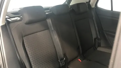 VOLKSWAGEN T-CROSS 1.0 TSI SE