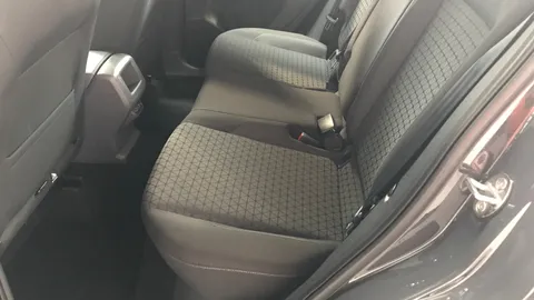 VOLKSWAGEN T-CROSS 1.0 TSI SE