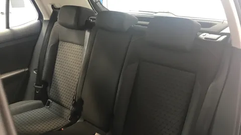 VOLKSWAGEN T-CROSS 1.0 TSI SE