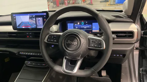 JEEP AVENGER 1.2 e-Hybrid Summit DCT