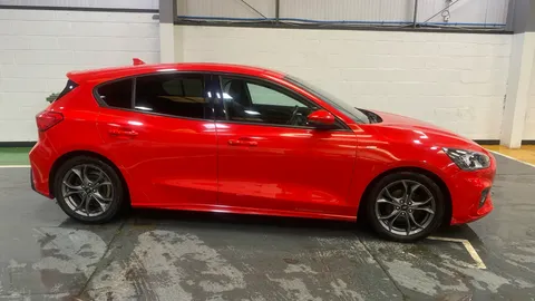 FORD FOCUS 1.0 EcoBoost 125 ST-Line Nav