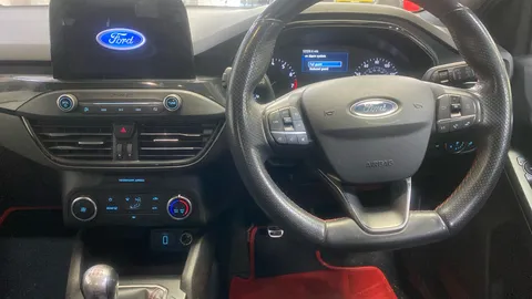 FORD FOCUS 1.0 EcoBoost 125 ST-Line Nav