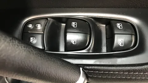 NISSAN QASHQAI 1.2 DiG-T Tekna