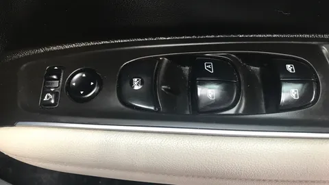 RENAULT KOLEOS 2.0 dCi Signature Nav X-Tronic