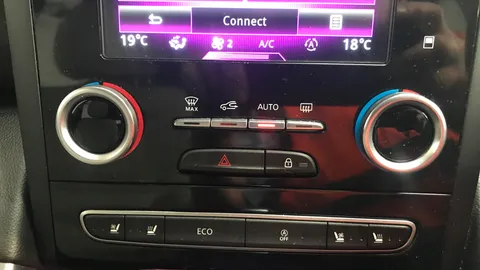 RENAULT KOLEOS 2.0 dCi Signature Nav X-Tronic