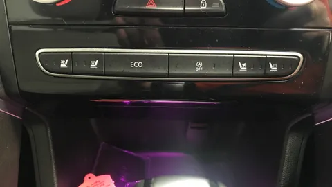 RENAULT KOLEOS 2.0 dCi Signature Nav X-Tronic