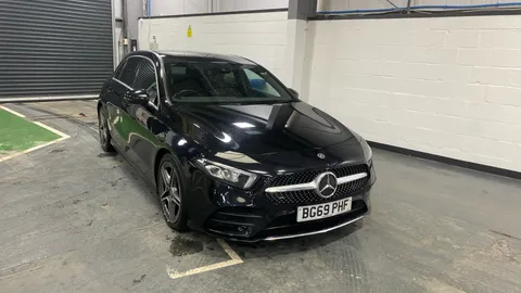 MERCEDES-BENZ A CLASS A200d AMG Line Auto