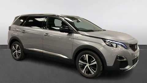 PEUGEOT 5008 1.5 BlueHDi GT Line