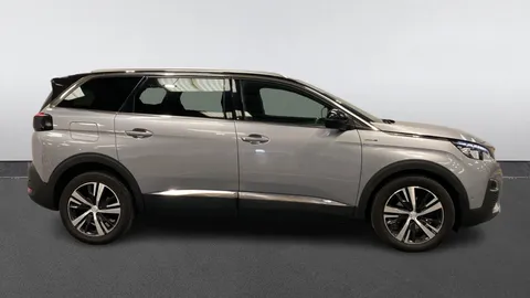 PEUGEOT 5008 1.5 BlueHDi GT Line