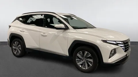 HYUNDAI TUCSON 1.6 TGDi 48V MHD SE Connect 2WD DCT