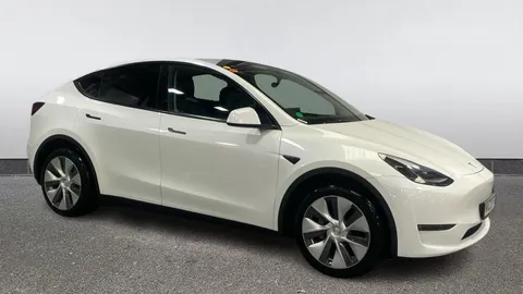 TESLA MODEL Y Long Range AWD Auto